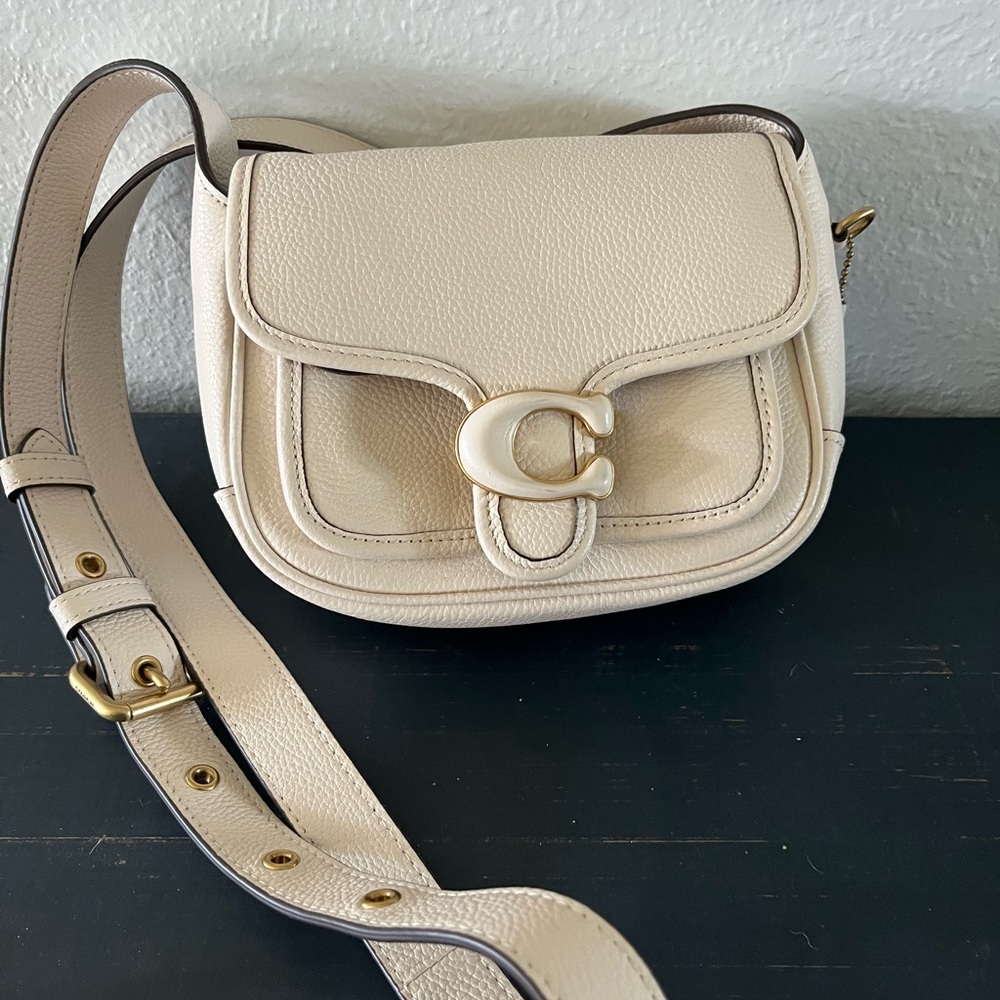 Coach Cream Leather Crossbody Bag NWOT